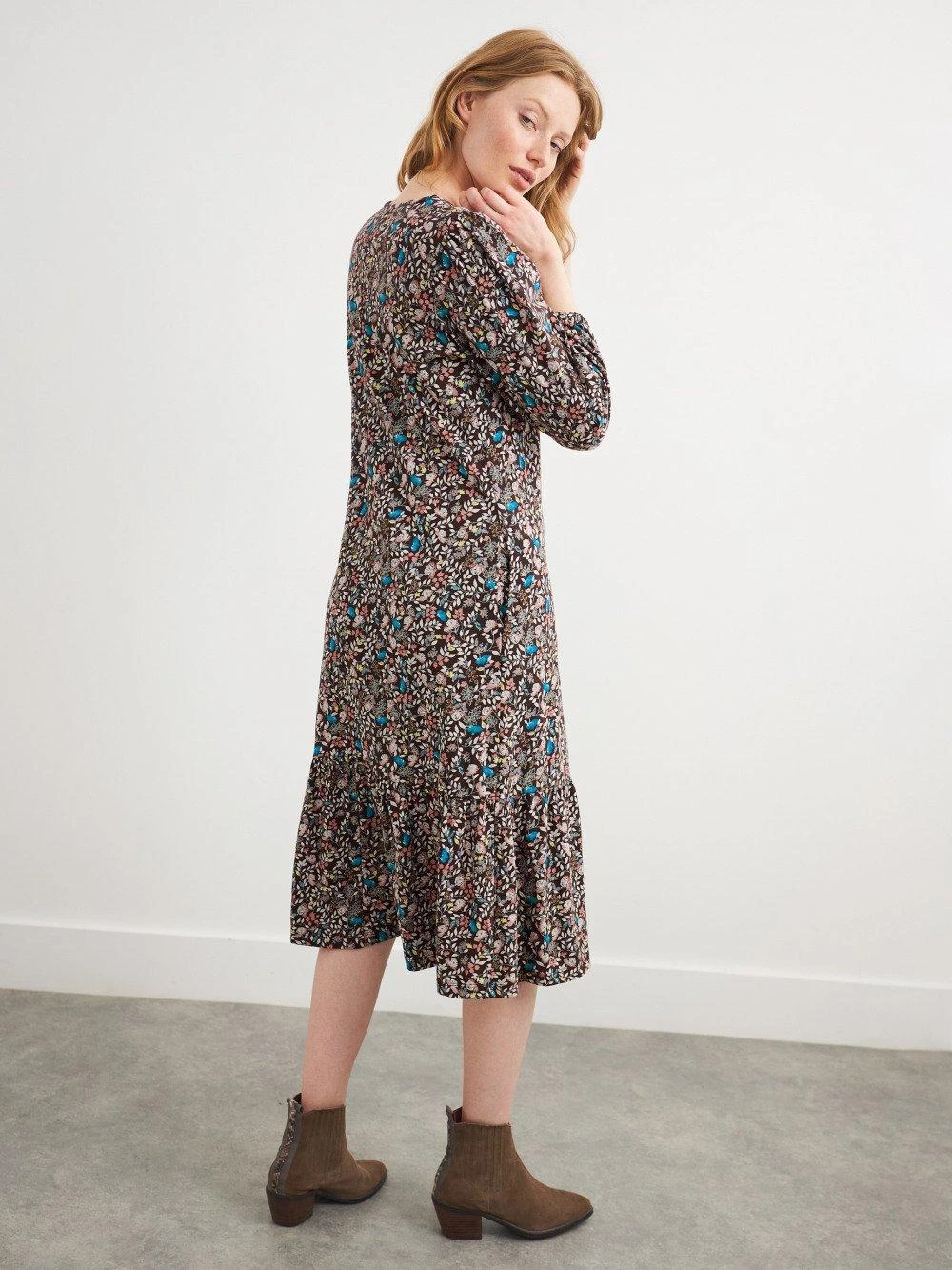 WHITE STUFF Kara Eco Vero Jersey Dress In GREEN PRINT 5 WHITE STUFF Kara Eco Vero Jersey Dress In GREEN PRINT - Image 5