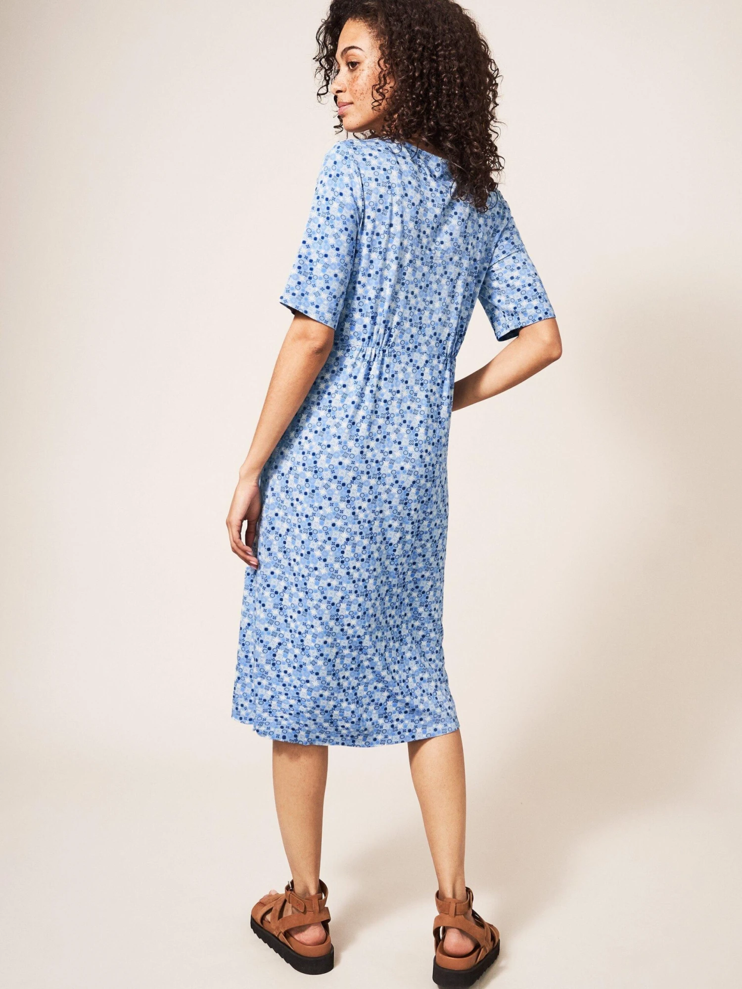 WHITE STUFF Kara Eco Vero Jersey Dress In MID BLUE 4 WHITE STUFF Kara Eco Vero Jersey Dress In MID BLUE - Image 4