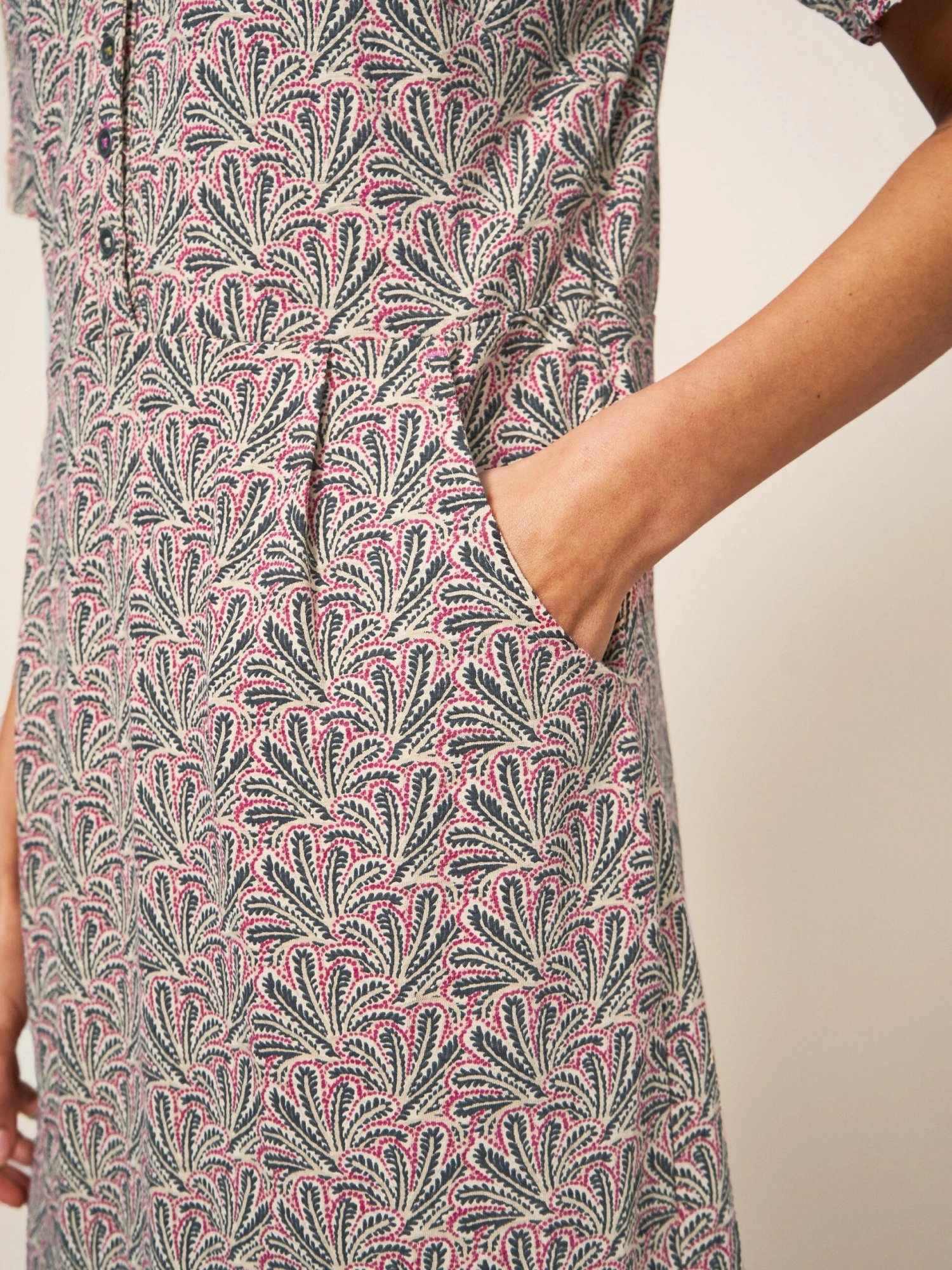 WHITE STUFF Tammy Cotton Jersey Dress In PLUM MULTI 3 WHITE STUFF Tammy Cotton Jersey Dress In PLUM MULTI - Image 3