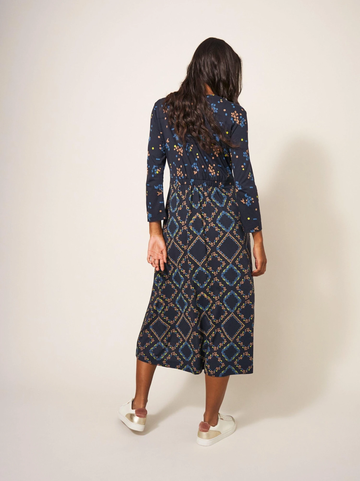 WHITE STUFF Mia Jersey Dress In BLACK MULTI 4 WHITE STUFF Mia Jersey Dress In BLACK MULTI - Image 4